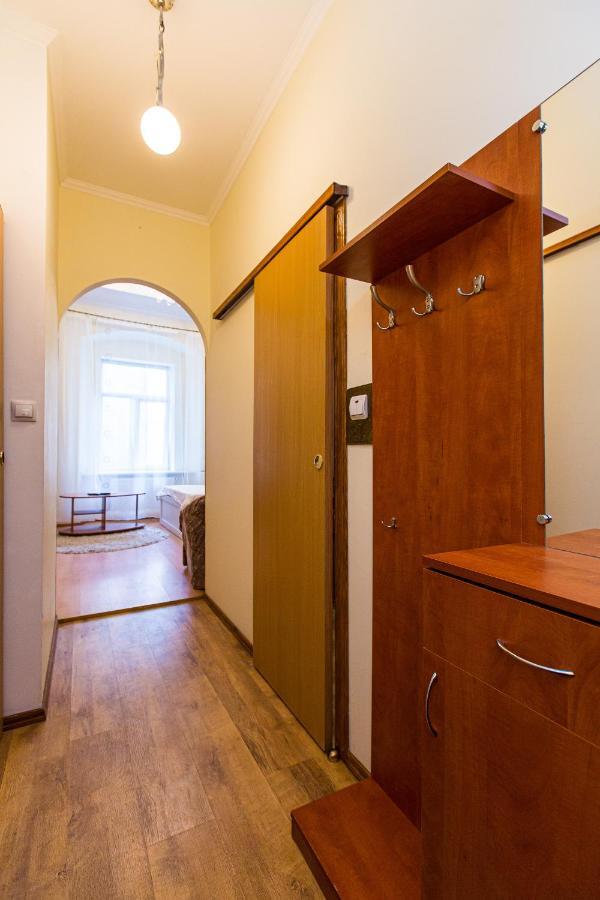 Біля Дзиги Сучасна Квартира На Вулиці Вірменській 35 Lviv Extérieur photo