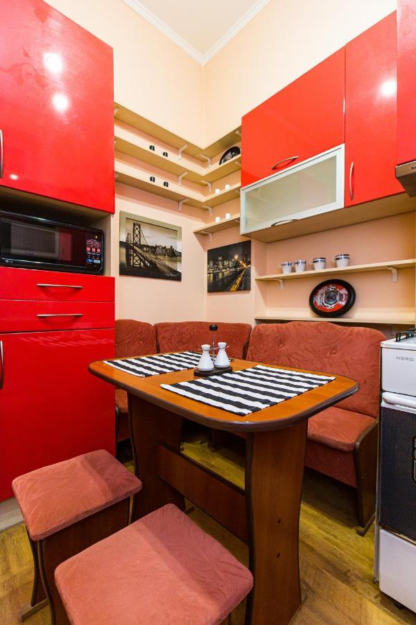 Біля Дзиги Сучасна Квартира На Вулиці Вірменській 35 Lviv Extérieur photo