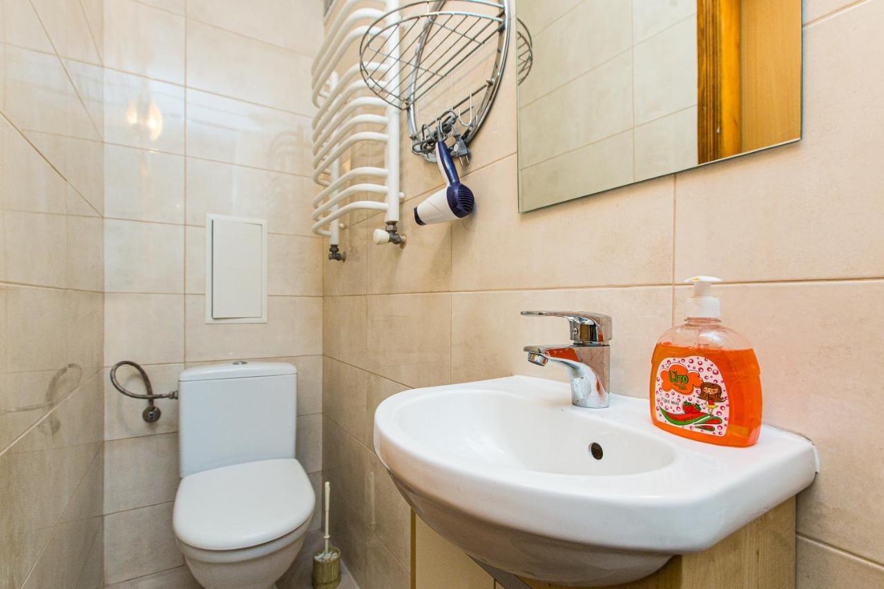Біля Дзиги Сучасна Квартира На Вулиці Вірменській 35 Lviv Extérieur photo