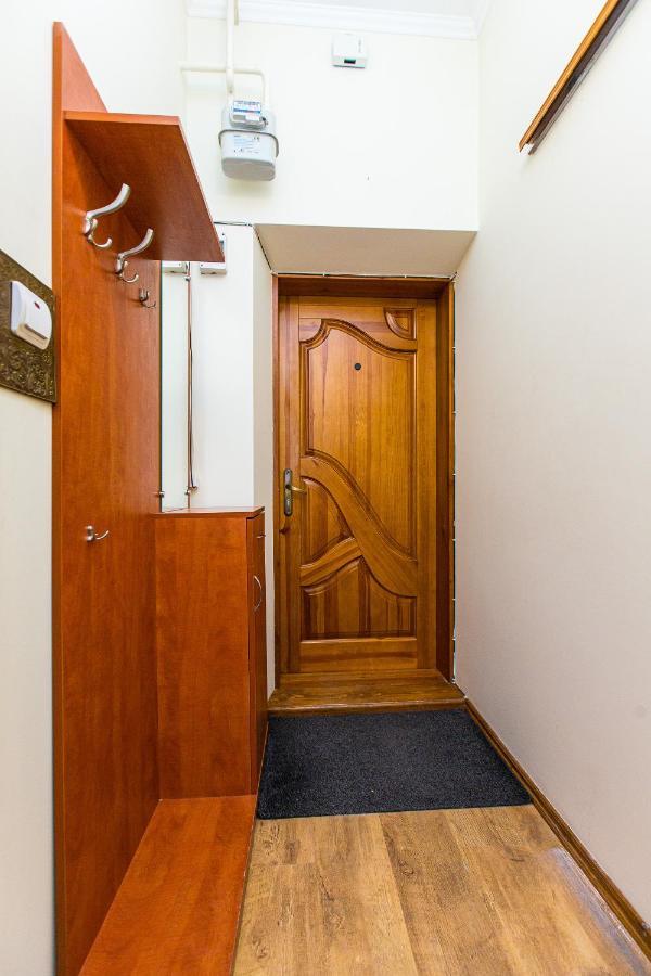 Біля Дзиги Сучасна Квартира На Вулиці Вірменській 35 Lviv Extérieur photo