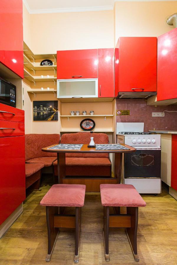 Біля Дзиги Сучасна Квартира На Вулиці Вірменській 35 Lviv Extérieur photo