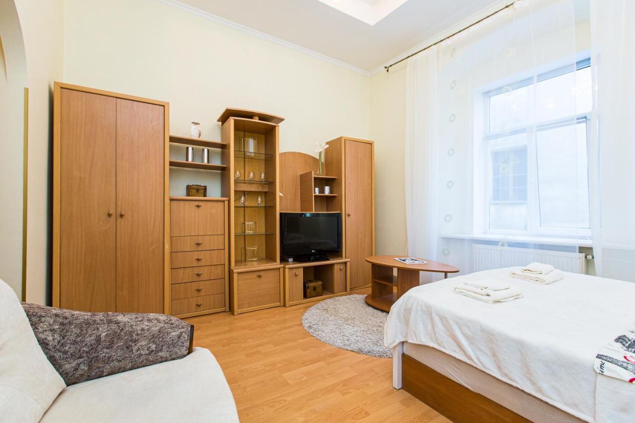 Біля Дзиги Сучасна Квартира На Вулиці Вірменській 35 Lviv Extérieur photo