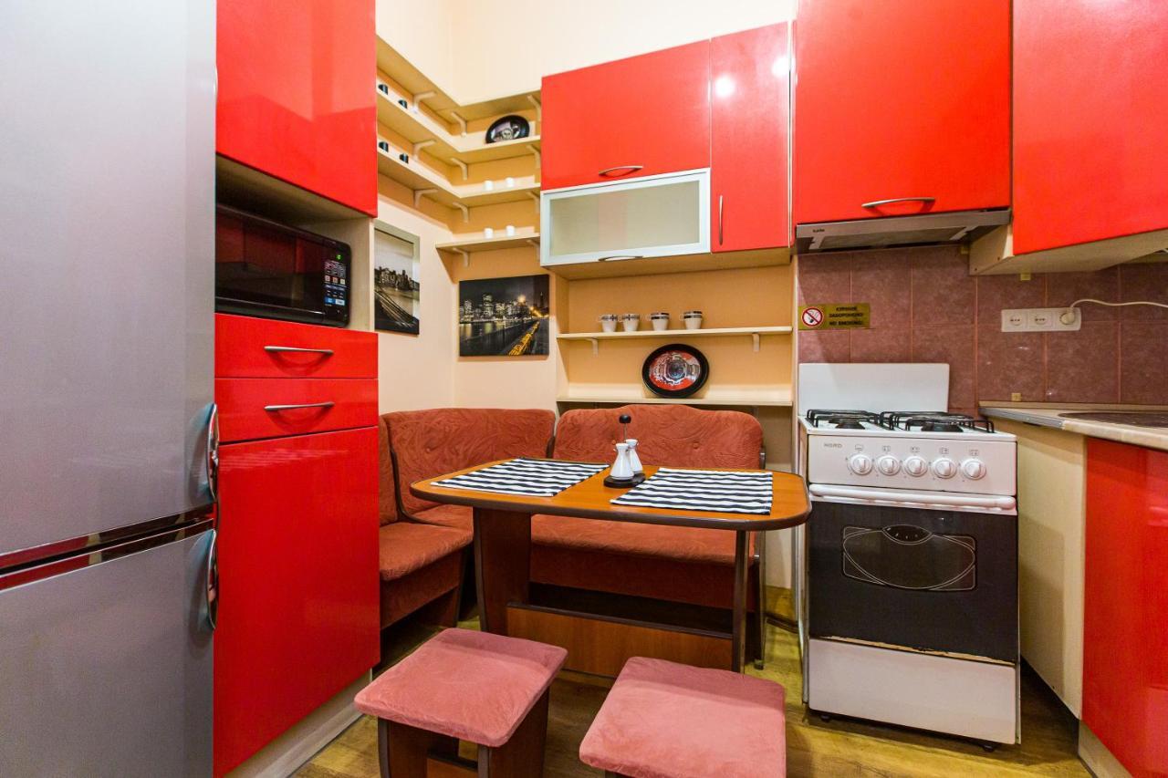 Біля Дзиги Сучасна Квартира На Вулиці Вірменській 35 Lviv Extérieur photo