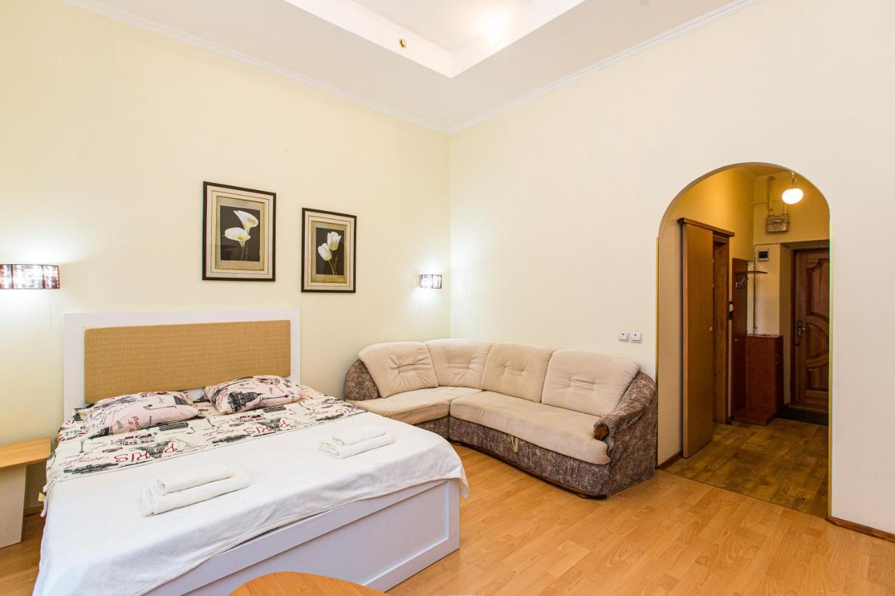 Біля Дзиги Сучасна Квартира На Вулиці Вірменській 35 Lviv Extérieur photo